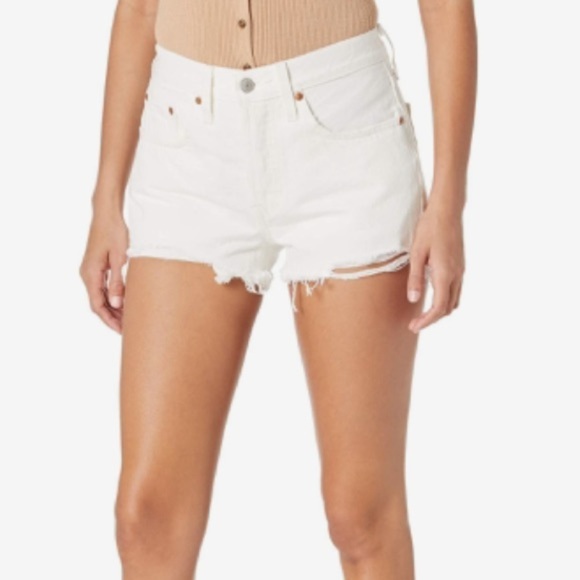 Levi’s High Waist Shorts NWT - Picture 1 of 10